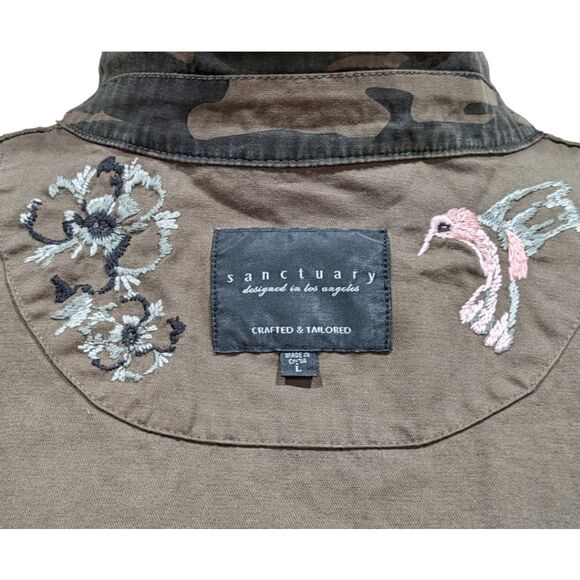 Sanctuary Women's Army Green Camo Button Snap Jacket Raw Hem Size L - Picture 11 of 13